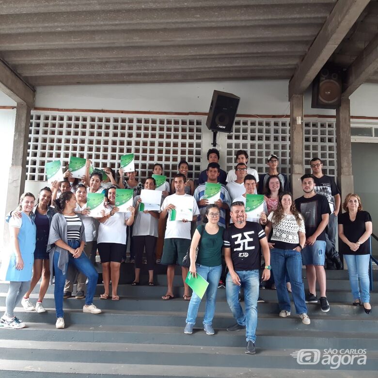 IFSP São Carlos e Apae comemoram conclusão de curso para alunos com deficiência intelectual - Crédito: Divulgação