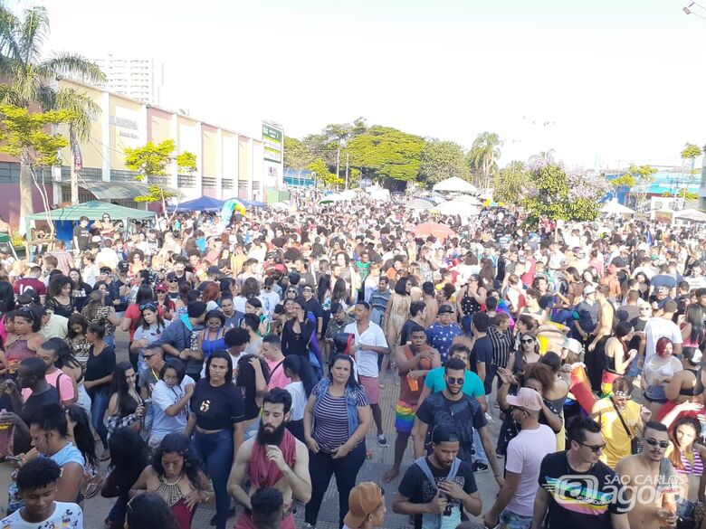 Encontro LBGTQI+ reúne mais de 4 mil pessoas na praça do Mercadão - Crédito: Divulgação