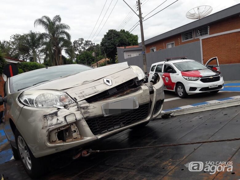 Nova desobediência às leis de trânsito provoca acidente - Crédito: Maycon Maximino