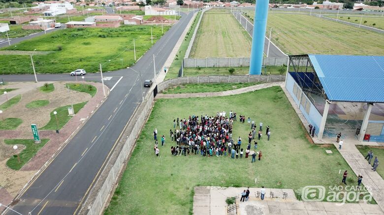 PM e Bombeiros realizam simulação em escola estadual de Ibaté - Crédito: Divulgação/PM