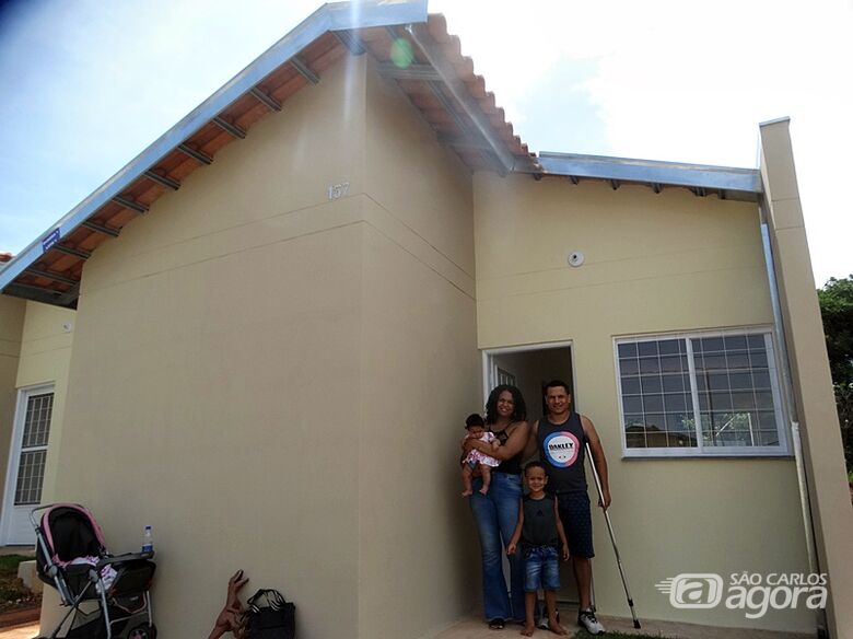 Infratécnica entrega 78 casas do Residencial Itatiaia; moradores passarão o Natal na casa própria - Crédito: Marcos Escrivani