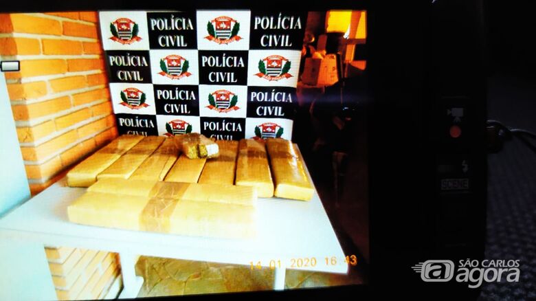 Droga apreendida pela DISE na tarde desta terça-feira - Crédito: Maycon Maximino