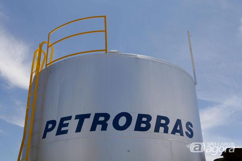 Petrobras reduz preço da gasolina e diesel nas refinarias - Crédito: Agência Brasil