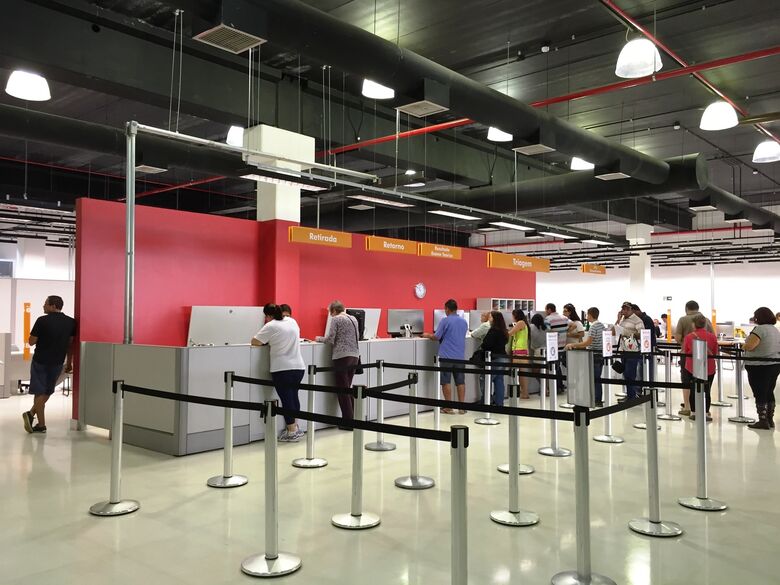 Poupatempo realiza inscrição de novos alunos interessados em ingressar na rede estadual - Crédito: Divulgação