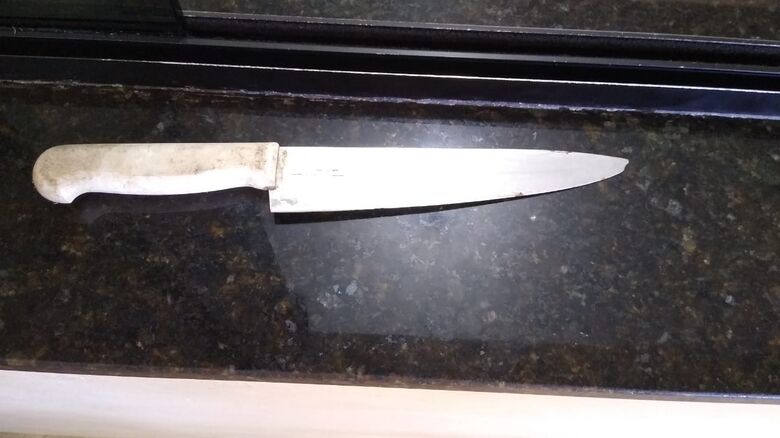 Homem fica inconsciente após ser agredido com um tapa no rosto - Crédito: Luciano Lopes