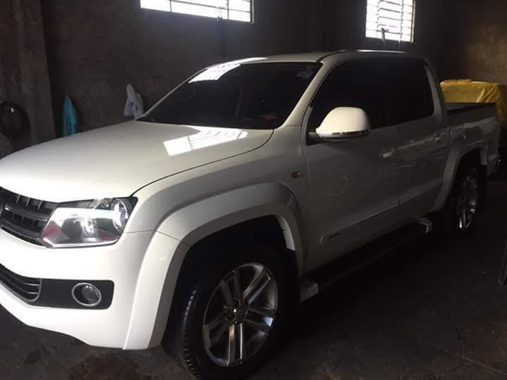 Proprietário pede ajuda para tentar localizar a caminhonete Amarok que foi roubada - Crédito: Arquivo Pessoal