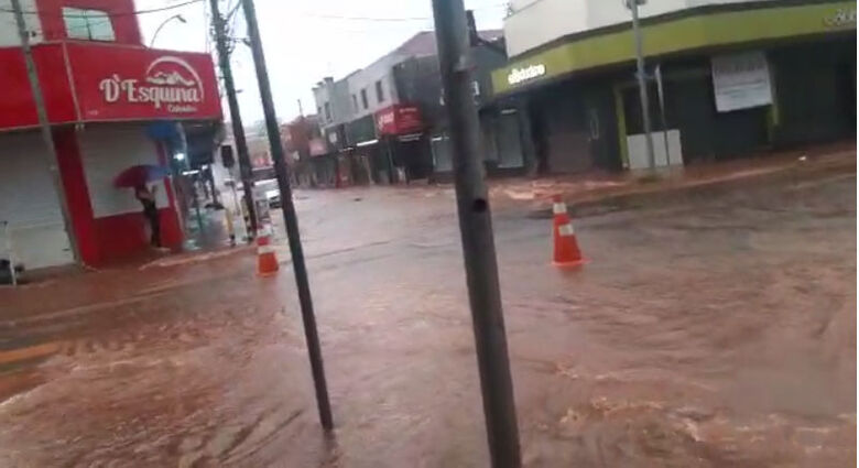 Veja vídeo da baixada do Mercado Municipal gravado agora há pouco - Crédito: Reprodução