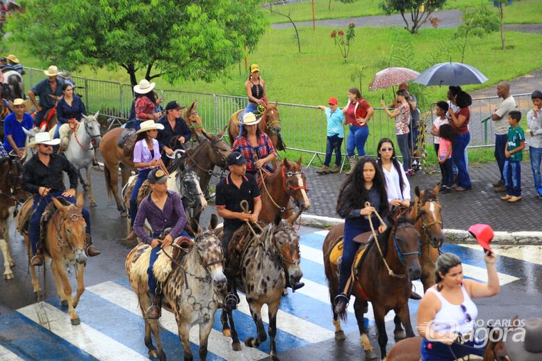 Apesar do tempo ruim, 5ª Cavalgada Solidária é realizada com sucesso - Crédito: Marco Lúcio