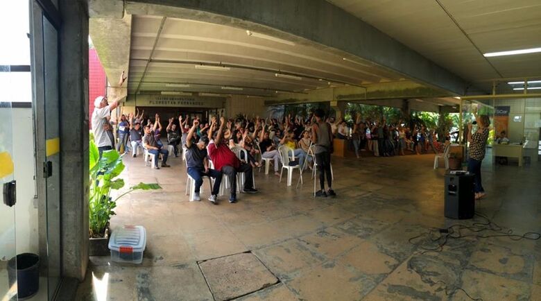 Servidores da UFSCar aprovaram, hoje, o estado de greve - Crédito: Divulgação