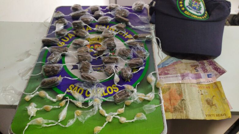 Adolescente é flagrado com maconha e crack no Santa Angelina - Crédito: Divulgação