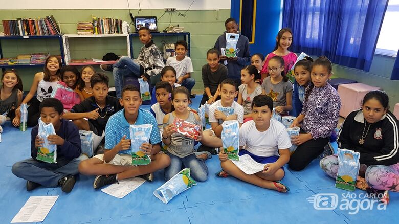 Prefeitura irá fornecer 22.720 caixas de bombons às crianças da rede municipal de ensino na páscoa - Crédito: Divulgação