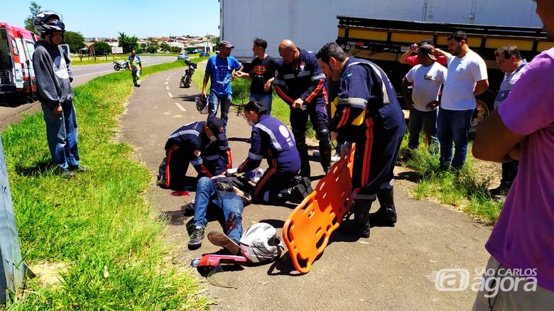 Motociclista que sofreu acidente na entrada do Aracy está na UTI - Crédito: Maycon Maximino