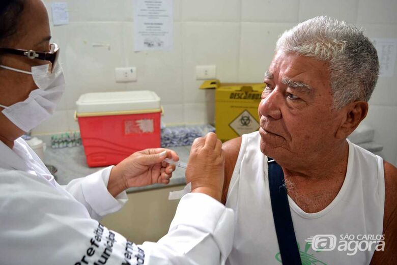 Meta em São Carlos é vacinar 90% do público alvo, o que corresponde a 29.261 pessoas idosos e 7.834 profissionais da área da saúde - Crédito: Divulgação