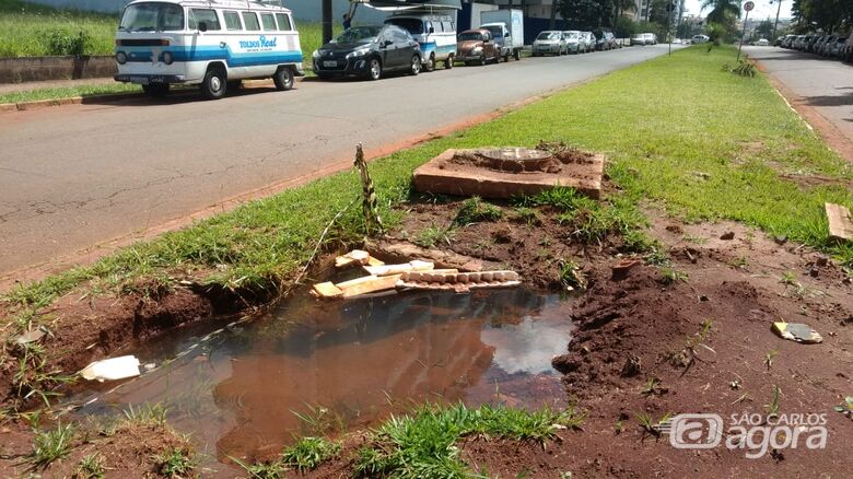 Bueiro causa revolta no Parque Faber: "providência, nenhuma" - Crédito: Divulgação