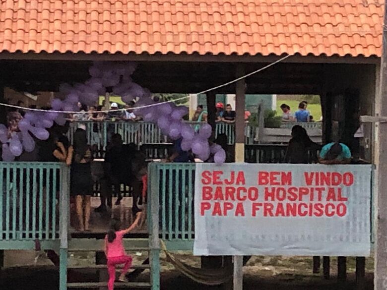 Comunidade ribeirinha faz festa para missão são-carlense no Barco Hospital Papa Francisco - Crédito: Divulgação