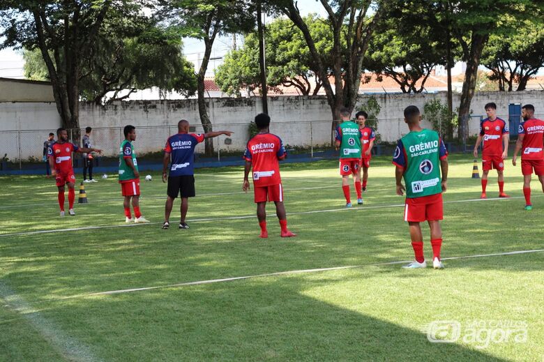 Marcus Vinícius durante treino no Zuzão: “estamos começando a trabalhar com a bola” - Crédito: Marcos Escrivani