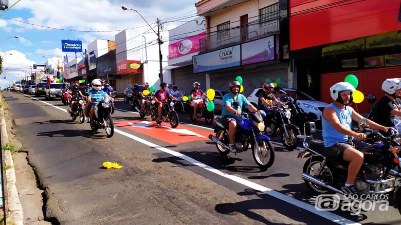 Manifestantes querem a reabertura do comércio em São Carlos - Crédito: São Carlos Agora