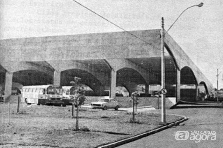 Há 40 anos, com destino a São Paulo, partia o primeiro ônibus do Terminal Rodoviário em São Carlos - Crédito: Arquivo Pessoal