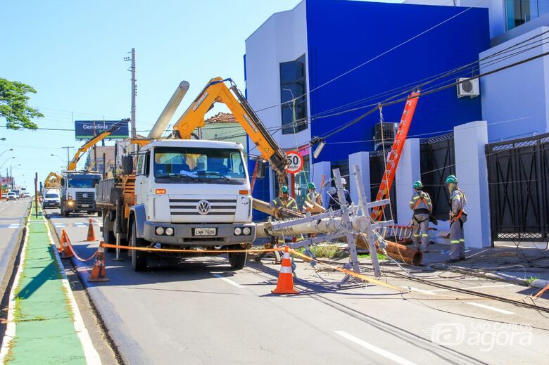 Manutenção da CPFL interdita trecho da avenida e deixa região temporariamente sem energia - Crédito: Marco Lúcio