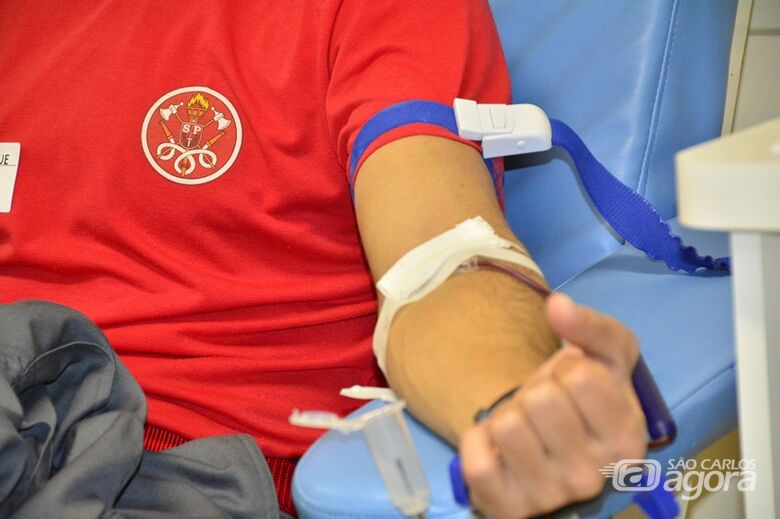 Bombeiros fazem campanha pra incentivar doação de sangue - Crédito: Divulgação