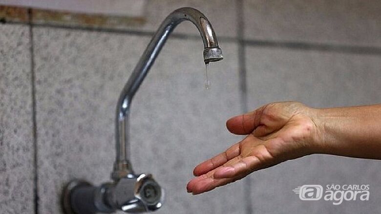 Manutenção em poço causa falta de água na região do Santa Felícia - Crédito: Agência Brasil