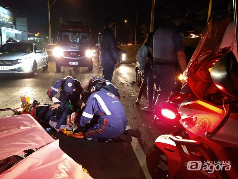 Motociclista sofre acidente na Miguel Petroni - Crédito: Luciano Lopes/São Carlos Agora