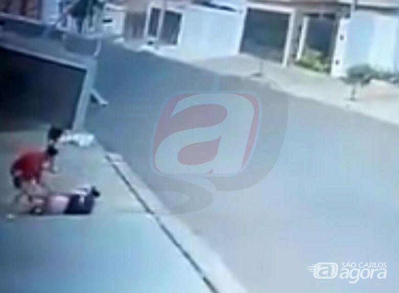 Mulher é agredida em tentativa de assalto no Jardim Ricetti; veja o vídeo - 