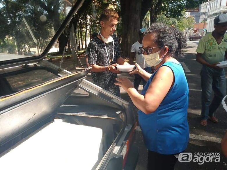 “Comida do Bem” leva alimento para 50 moradores de rua em São Carlos - Crédito: Divulgação