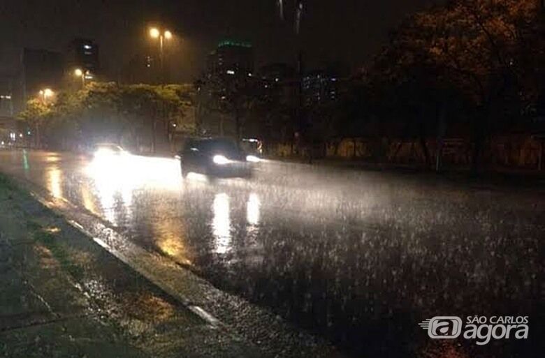 São Carlos registra chuva forte durante a madrugada - Crédito: Arquivo/SCA