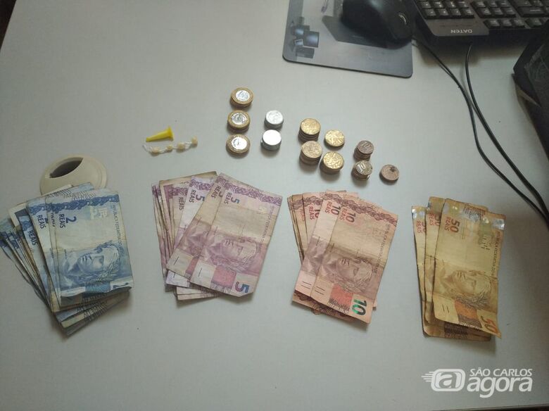 Adolescente tenta a fuga, mas é flagrado com entorpecentes no Aracy - Crédito: Maycon Maximino