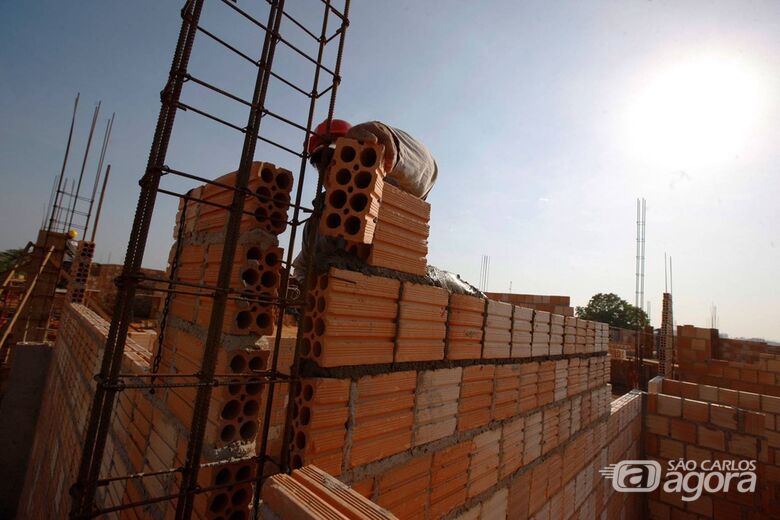Preço do milheiro do tijolo baiano aumentou 55%. - Crédito: Foto: Sidney Oliveira/Agência Pará