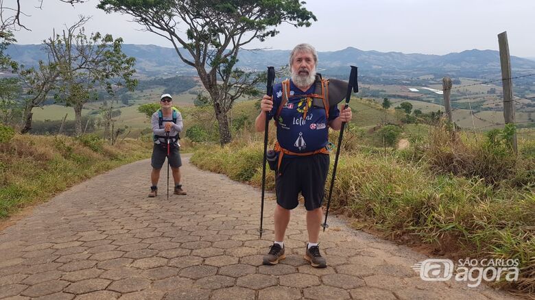 Nino Carneiro ganha companhia e chuva fina acompanha o 8º dia até Aparecida - Crédito: Divulgação