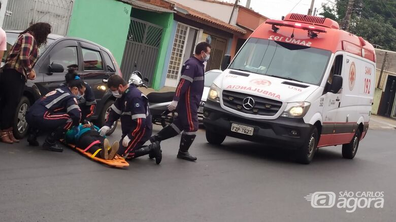 Moto atropela idosa na Avenida Morumbi - Crédito: Maycon Maximino