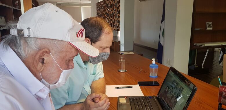 Airton e Bragatto participam de videoconferência - Crédito: Divulgação/PMSC