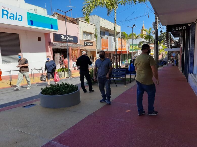 Calçadão da General: lojas ficarão abertas até às 20h durante a Black Friday - Crédito: Divulgação