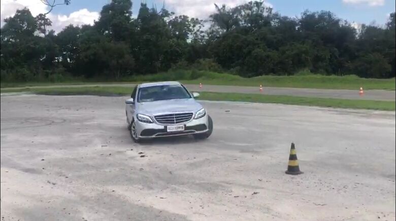 O curso foi ministrado numa pista operacional tática veicular situada na cidade de Guarulhos - Crédito: Reprodução
