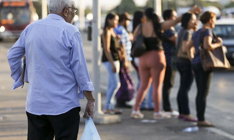 Recadastramento de aposentados está suspenso até o fim do ano - Crédito: Agência Brasil