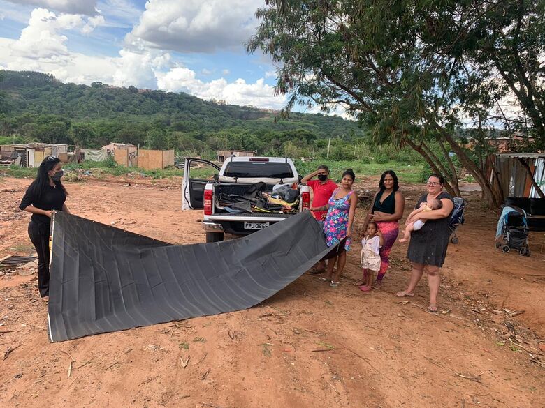 Leite Sem Fronteiras ‘abraça’ e atende desabrigados pela enchente em São Carlos - Crédito: Marcos Escrivani