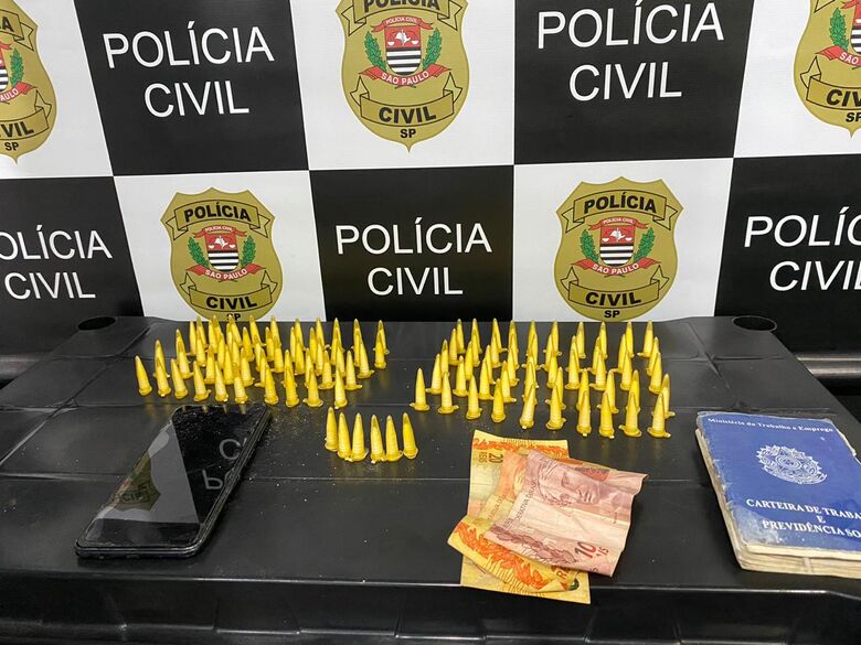 Droga que foi apreendida no Jardim dos Coqueiros - Crédito: Maycon Maximino