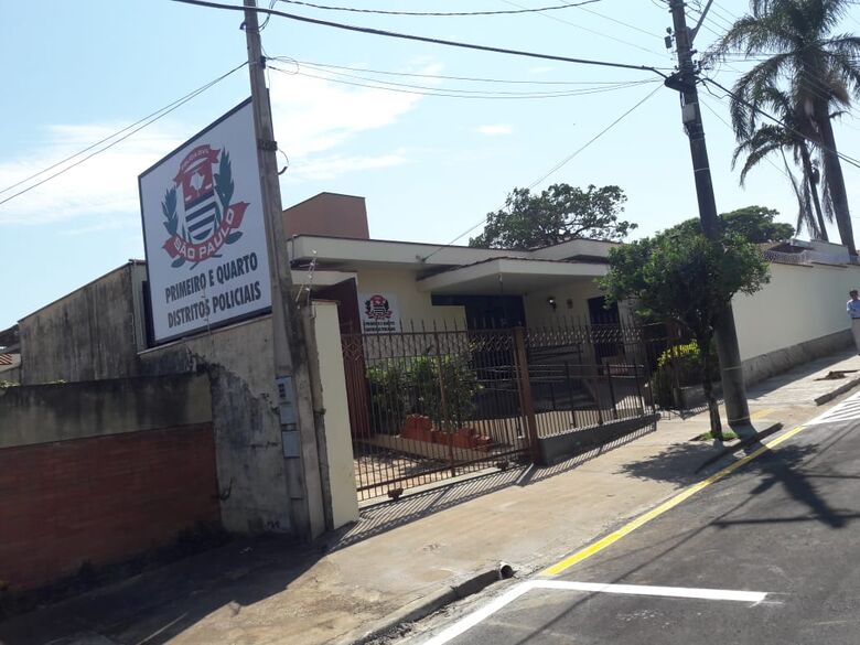Funcionário público é agredido no Centro -