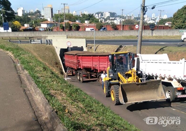 ÉoCombatente: Carreta da Alegria. Está em Carangola todos os dias à partir  das 18:00 horas. Saindo, embarcando, exclusivamente na praça da matriz.  Todos protocolo da covid 19 estão sendo adotados