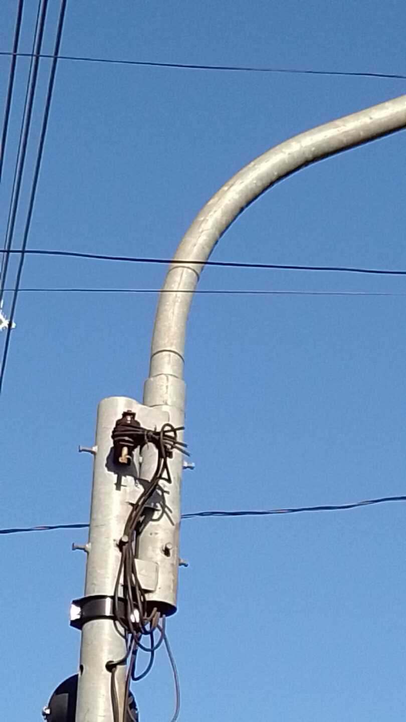 Furto de cabos deixa semáforo da rua Acre sem funcionar - O que é