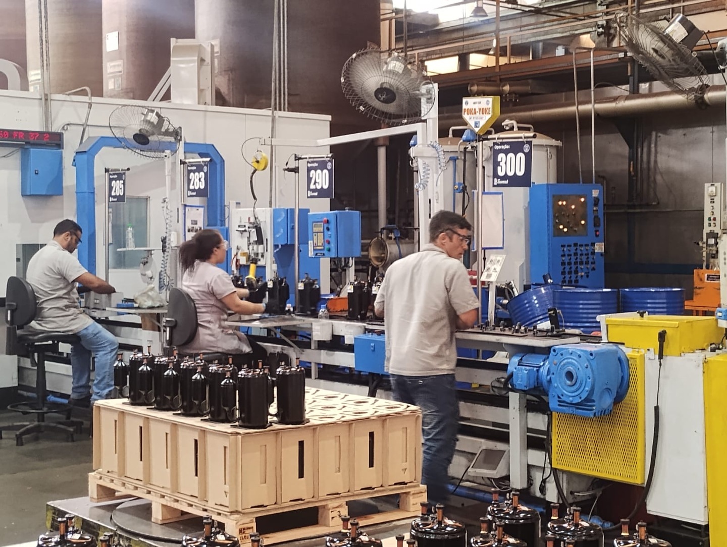 Linha de produção da Tecumseh: a indústria de São Carlos gerou 4.106 novas vagas durante os 45 meses entre janeiro de 2021 e setembro de 2024