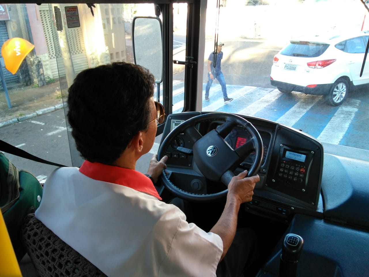 Suzantur contrata motoristas - São Carlos Agora